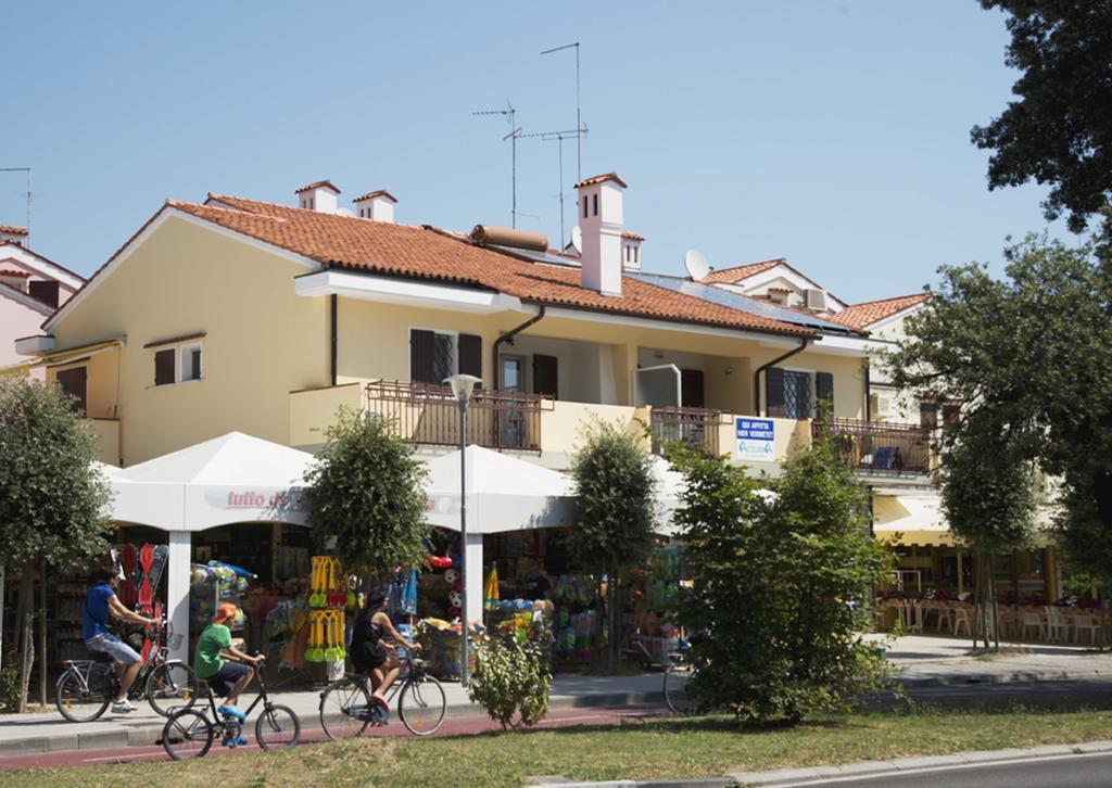 Apartament Casa Ariete Bibione Zewnętrze zdjęcie
